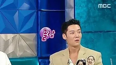 Yoon Si Yoon tiết lộ kỷ niệm đi dạo sông Hàn cùng Shin Se Kyung: "Vì muốn khoe chiếc xe m…