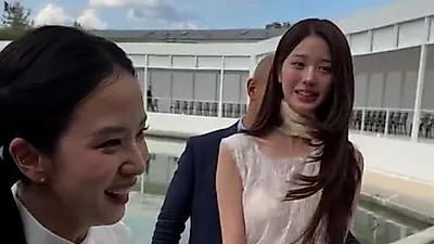 Jisoo and Jang Won Young meet at Dior Spring/Summer 2027 Show