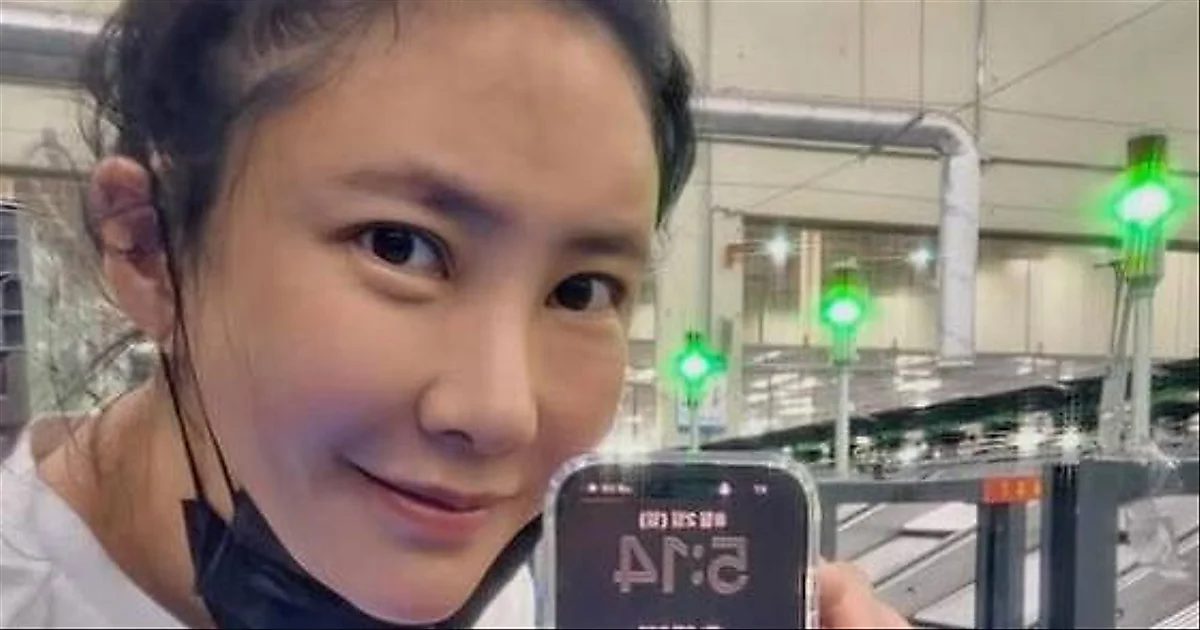 Kim Se-in rời showbiz làm việc tại kho vận để tránh bị ép đến quán bar