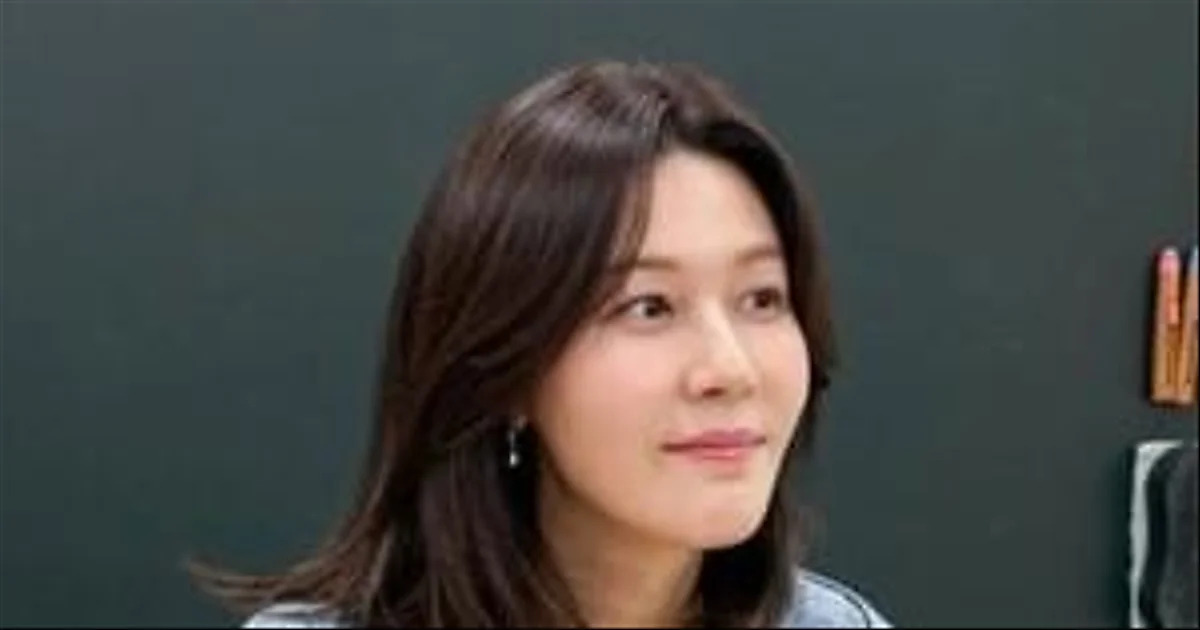 Kim Ha Neul nhấn 'Thích' video chê ngoại hình Nana trong 'Bê bối'