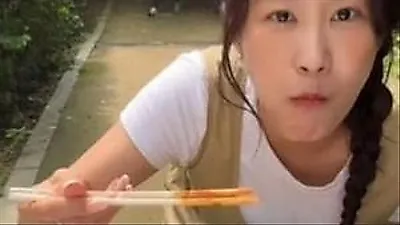 Kim Ji-min shares joyful pregnancy life with food cravings and games
