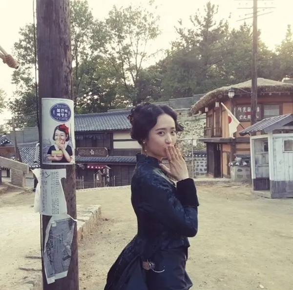 Kim Min-jung gợi nhớ 'Mr. Sunshine' - Lee Byung-hun, Byun Yo-han, Yoo Yeon-seok: 'Ngày ấy thật thanh xuân'