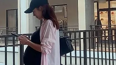 女優のキム・ミンギョン、妊娠中の急変で深夜に救急室へ「胎児のサインが読み取れない」