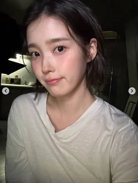 IU's Short Hair Panorama: 'Overflowing Vitality' Amidst Health Rumors