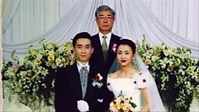 チャン・ハンジュン＆キム・ウニ、1998年の結婚写真に驚愕「あのヘアスタイルで？」