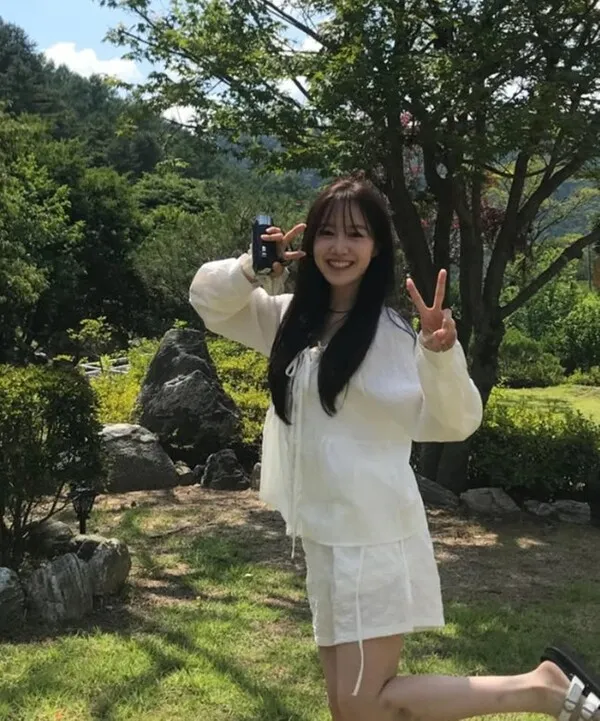 Jin Ji-hee undergoes stunning transformation into mature woman in 'Ppang-kku-ttong-kku'