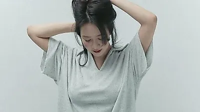 Song Ji Hyo khoe vóc dáng cực phẩm trong bộ ảnh quảng bá thương hiệu
