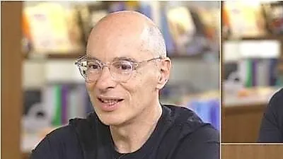 Author Bernard Werber visited Korea 16 times, daughter watched 'KPOP DEMON HUNTERS' 300 t…