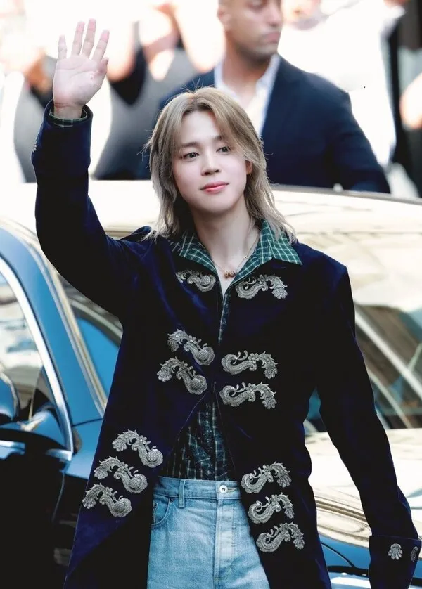 BTS Jimin Dominates Paris Fashion Week with World-Leading SNS Mentions