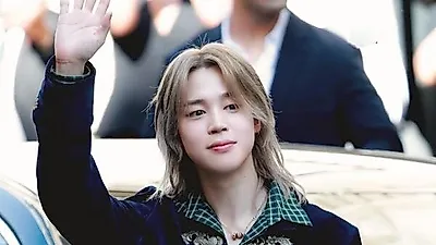 BTS Jimin Dominates Dior Paris Fashion Week with World-Leading SNS Mentions