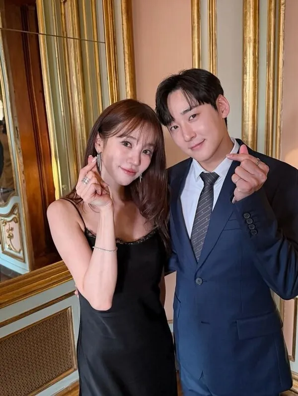 Yoon Eun-hye Sparks 'Attention-Grabbing Guest' Controversy at Arden Cho's Wedding
