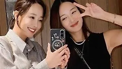 So Yoo-jin congratulates longtime friend Kim Min-kyung on pregnancy