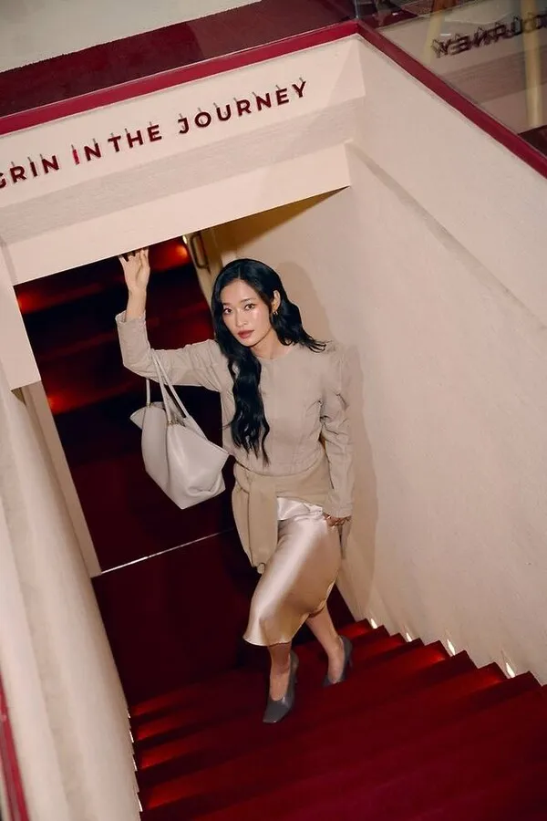 Song Chae-yoon's 170cm Proportions Leap Off the Screen—A Multifaceted Presence