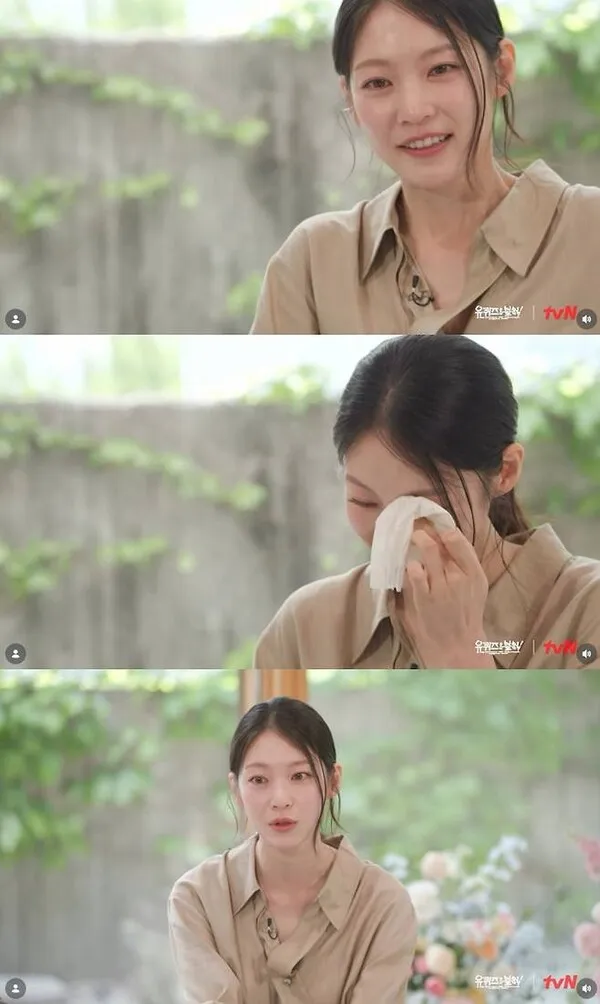 Twice's Jeongyeon discovers Cushing's syndrome thanks to sister Gong Seung-yeon