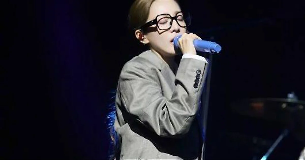 Park Dara khoe thần thái 'Kingsman' với thân hình mảnh mai 37kg