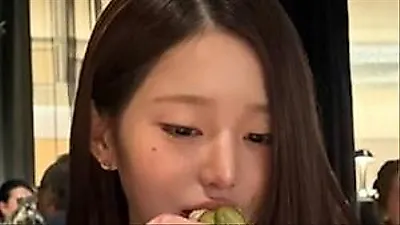 IVEウォニョンの食事風景が話題に、アイドル産業が生んだ自己管理の象徴か