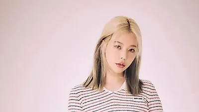 少女时代Sunny坦言家庭隐私：姐姐也患有单侧听力障碍