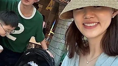 Jung Joon-ho and Hajeong Lee's daughter wows in limited edition luxury bag