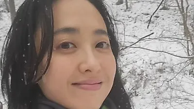 キム・ミンジョン、山で明るく輝く美貌 43歳の童顔の秘訣
