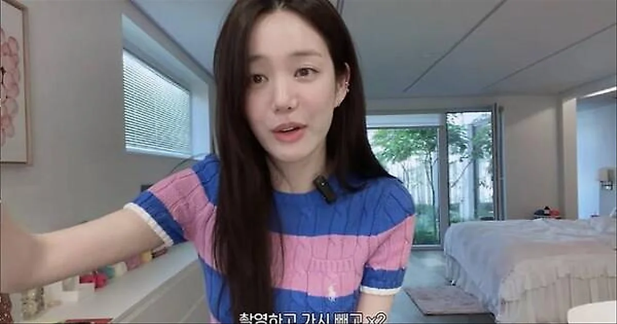 Lee Yu-bi tiết lộ sự cố hớ hênh với nhân viên: '200 gai xương rồng đâm vào mông'