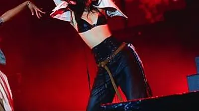 JENNIE of BLACKPINK faces mixed reviews at Lollapalooza Chicago