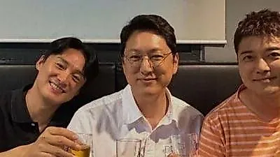Oh Sang Jin chia tay 'Free 19' sau 10 năm gắn bó