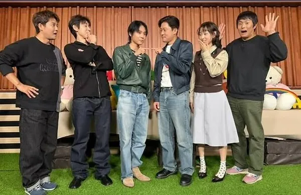 演出論争の後の『私は一人で暮らす』集合写真、チョン・ヒョンムは登場もキム・シンヨンは不在