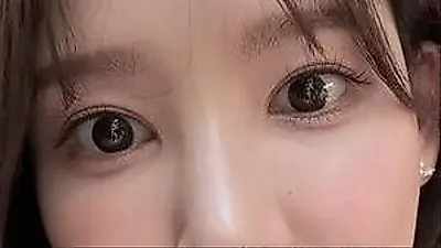MC Lee Na-yeon của JTBC đùa vui: "Hay do công ty khó khăn mà máy lạnh không chạy?"