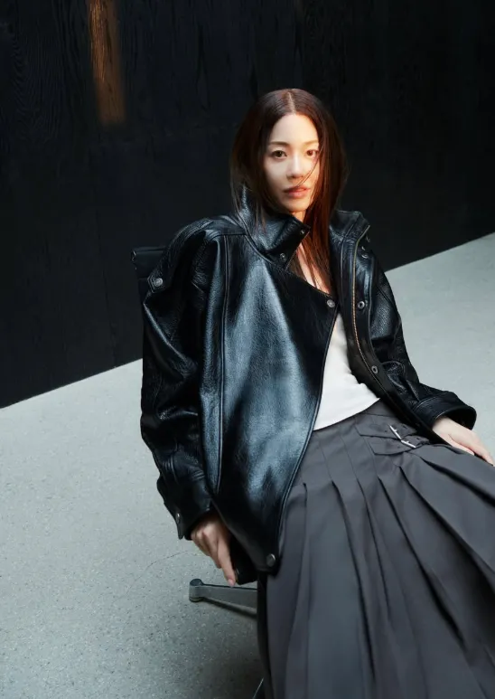 Ko Hyun-jung and Dawn: Transcending a 23-Year Age Gap in Davichi's Kang Min-kyung's Brand Photoshoot