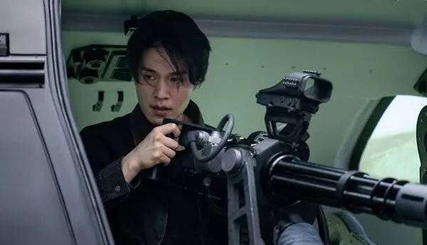 Lee Dong-wook aims for global success with 'A Shop for Killers 2', targeting 13 countries