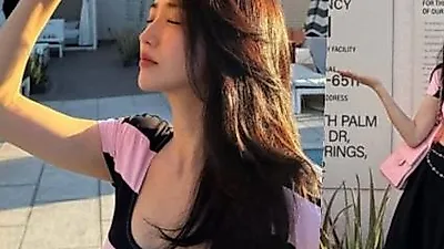 Park Ha-sun stuns in bikini look; Ryu Soo Young recalls their romance
