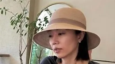 Seo Hyun-jin Expresses Frustration Over Mother's Loud Math Tutoring in Public Cafe