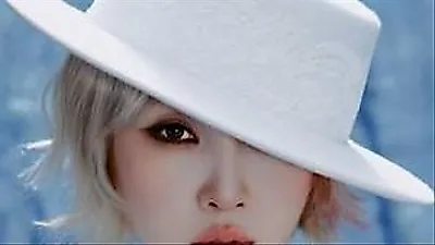 Minji (2NE1) gây tò mò với tạo hình váy cưới trắng tinh khôi