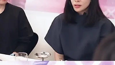 Ko So Young ngã ngửa tại quán lòng nướng sau khi uống 8 chai soju