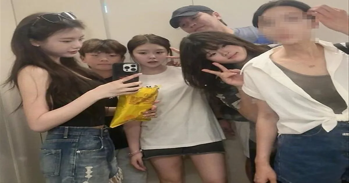 Lee Dong-gook's Family Stuns With Idol-Like Looks