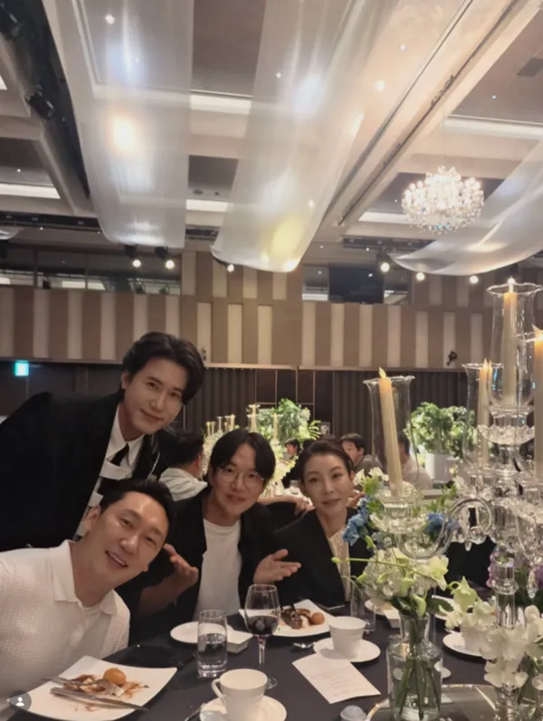 イ・スンユン、結婚式でチャン・ソンギュ、ソル・スヒョン、シン・ソンに遭遇「世界は本当に狭い」
