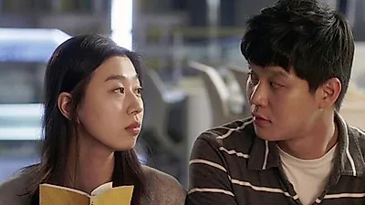 Park Ji-yeon, ba me qua khich trong 'Chamgyoyuk', duoc chu y voi chuyen tinh cung dien vi…