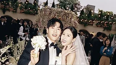 Shin Ji của Koyote và Moon Won đón thành viên mới sau một tháng kết hôn