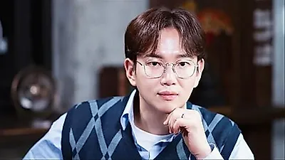 JTBC Rehabilitation Filing Draws Support From First-Cohort Announcer Jang Sung-kyu: "I’ll Visit the Company to Cheer Them On"