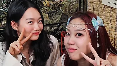 Lee Young Ji's night out with Shin Min-a after Waterbomb Festival