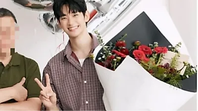 Kim Soo Hyun returns to spotlight after 16-month hiatus