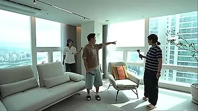 3-year-old influencer with 100 million views shows off luxury home on 'Where Is My Home'