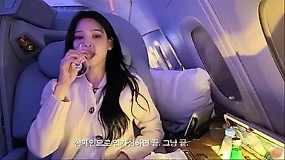 《换乘恋爱2》Lee Na Yeon体验瑞士头等舱：因为价格合适很喜欢