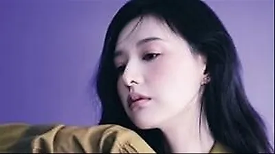 金智媛时隔两年回归，携手李姃垠拍摄双人画报