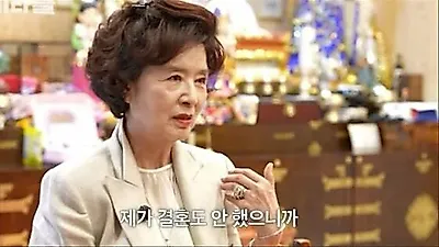 Actress Yoon Mira, 74, reflects on life as a lifelong breadwinner