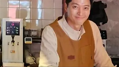 Lee Dong-gun's Jeju cafe closes for reorganization after 15 months