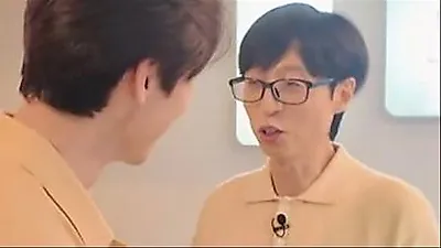 Yoo Jae Suk rút thẻ Black Card nhưng Yu Seung Ho mới là người thanh toán