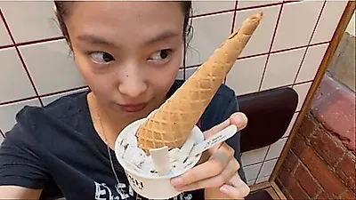 BLACKPINK's Jennie reveals unexpected charm in natural look