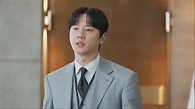 Lee Jun Young Delivers Veteran Performance in Reborn Rookie