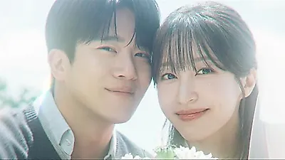 EXID Hani in wedding dress—the man beside her is Ha Seok-jin, not Yang Jae-woong